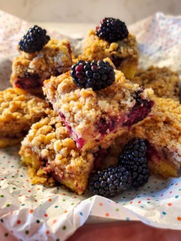 Blackberry Crumb Bars